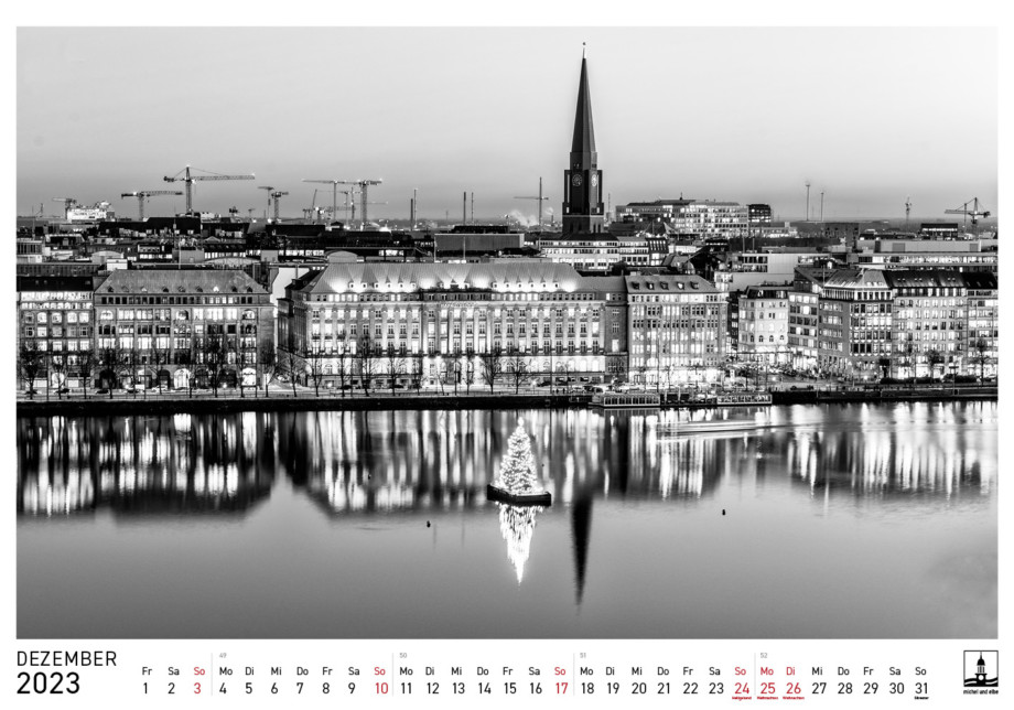 Hamburg-Foto-Kalender-2023-SW-michel-und-elbe_12